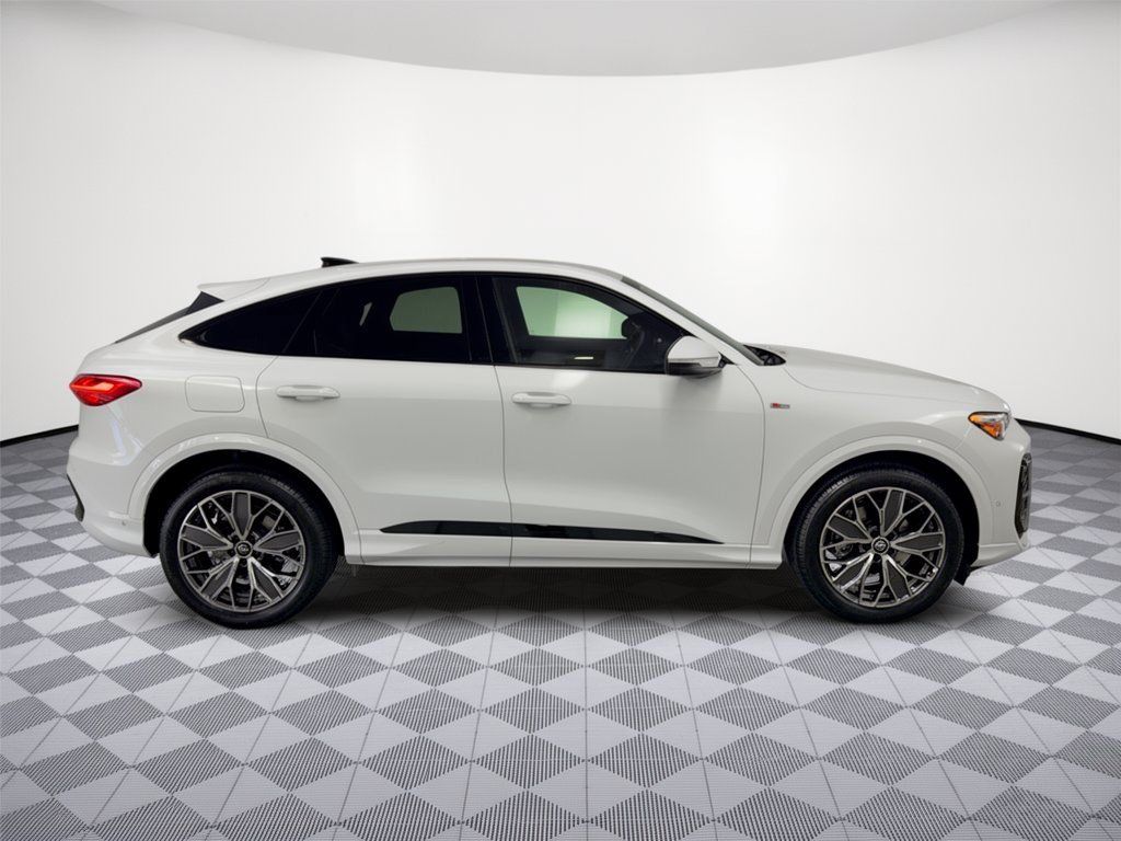 New 2026 Audi Q5 Prestige AWD/4WD image 8