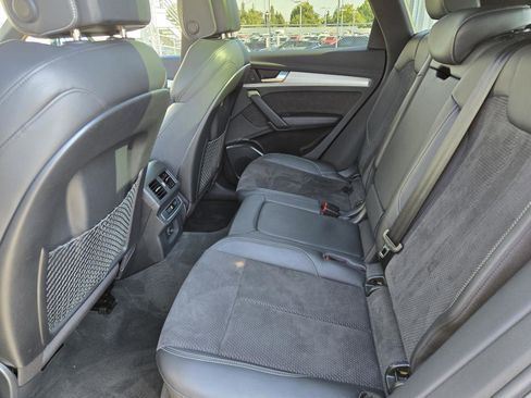 Used 2020 Audi SQ5 Premium w/ Convenience Package image 25