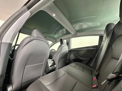 Used 2024 Tesla Model 3 Standard Range RWD image 6