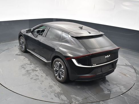 Used 2024 Kia EV6 Light image 32