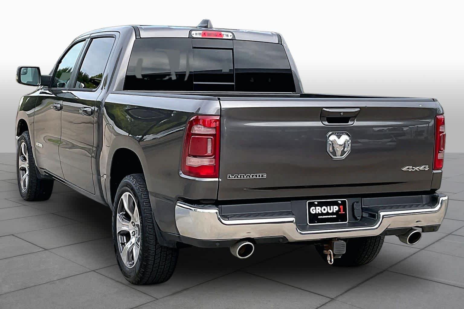 Used 2024 RAM 1500 Laramie AWD/4WD image 12