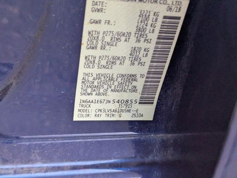 Used 2018 Nissan Titan SL w/ Chrome Package image 31