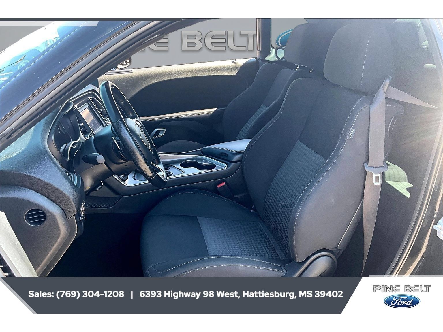 Used 2021 Dodge Challenger R/T w/ Blacktop Package RWD image 18