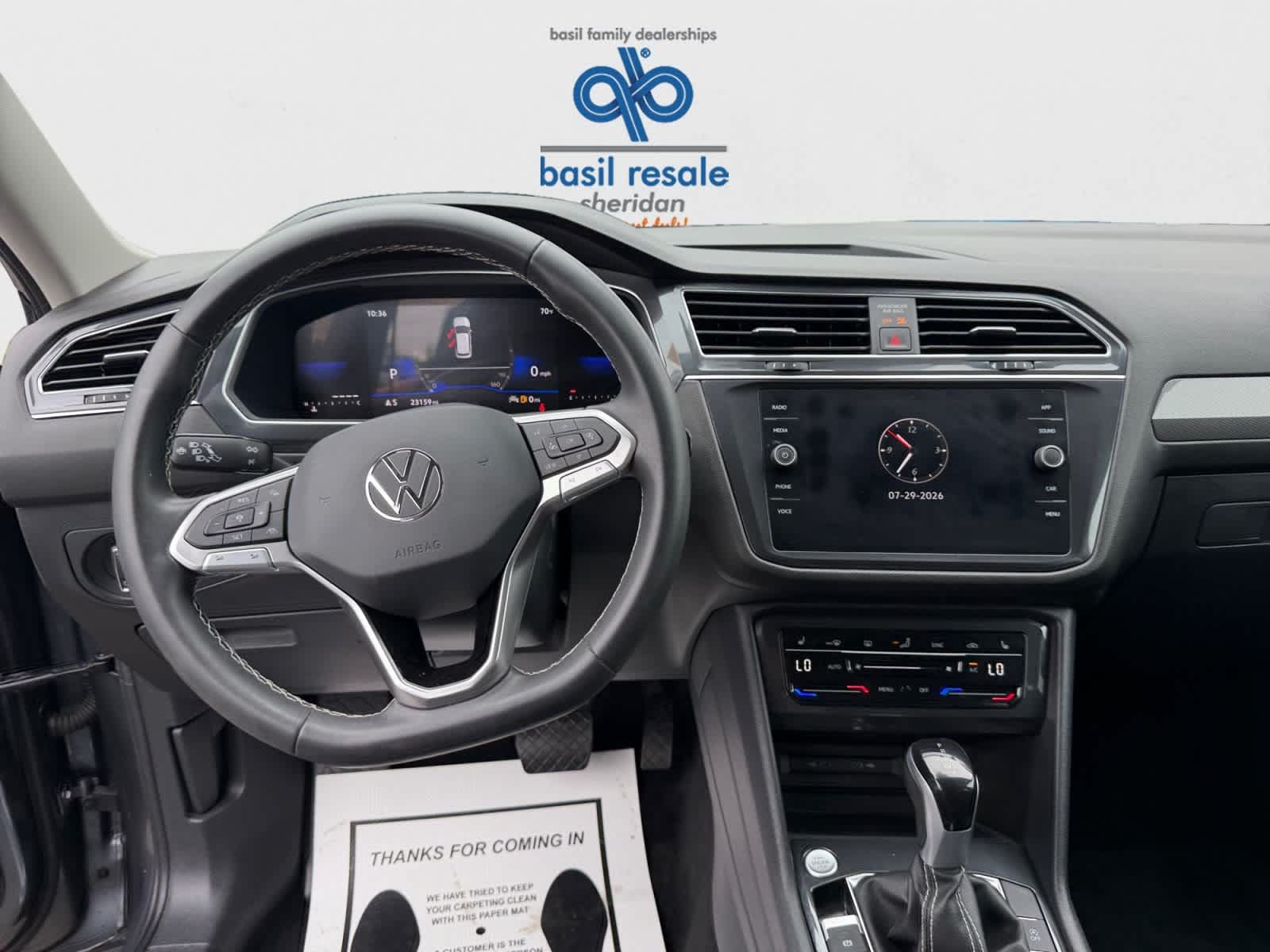 Used 2023 Volkswagen Tiguan SE FWD image 12