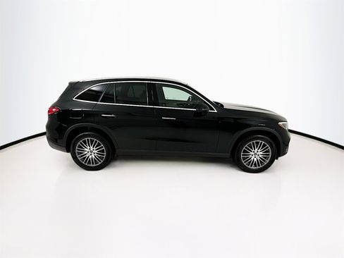 New 2026 Mercedes-Benz GLC 300 GLC 300 image 9