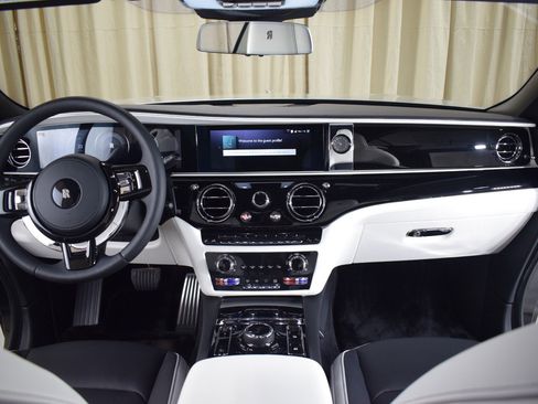 New 2024 Rolls-Royce Spectre w/ Spectre Launch Package image 4