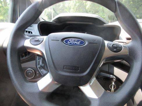 Used 2022 Ford Transit Connect XLT FWD image 40