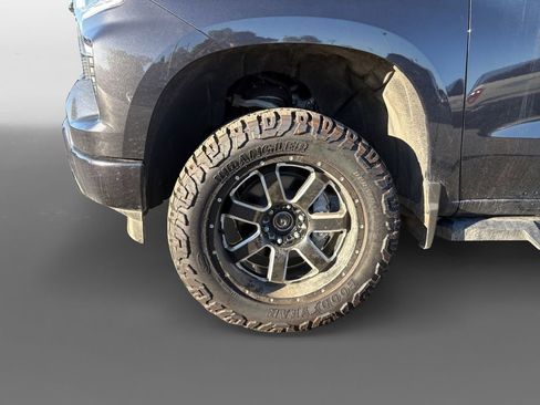 Used 2024 Chevrolet Silverado 1500 RST w/ Convenience Package II AWD/4WD image 16