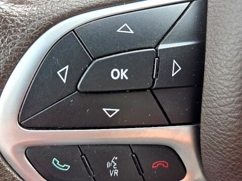 Used 2017 Chrysler Pacifica LX w/ Tire & Wheel Group image 16