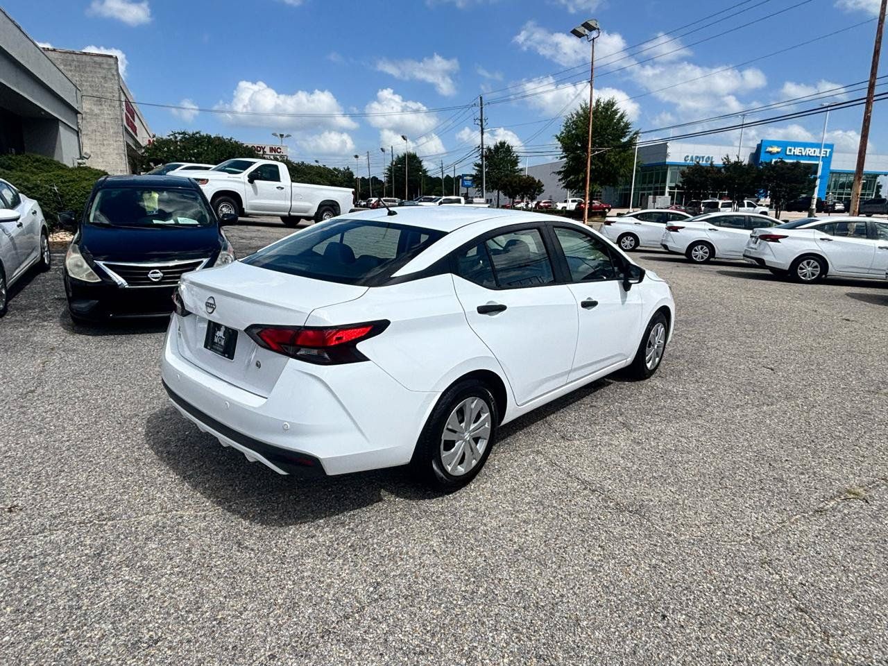 Used 2023 Nissan Versa S FWD image 23