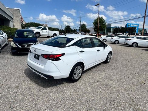 Used 2023 Nissan Versa S FWD image 23