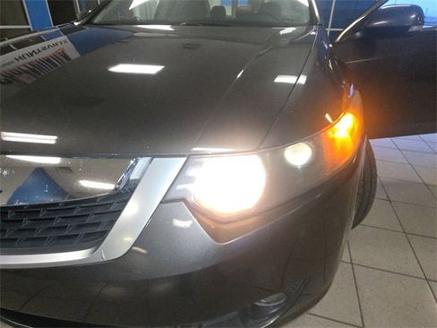 Used 2010 Acura TSX Sedan image 26