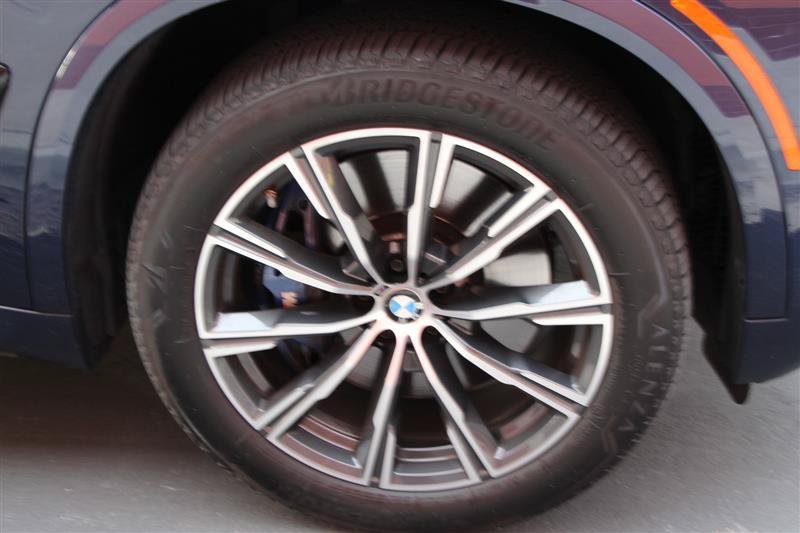 Used 2024 BMW X5 M60i AWD/4WD image 52