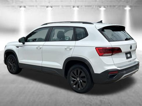 Used 2022 Volkswagen Taos S FWD image 3