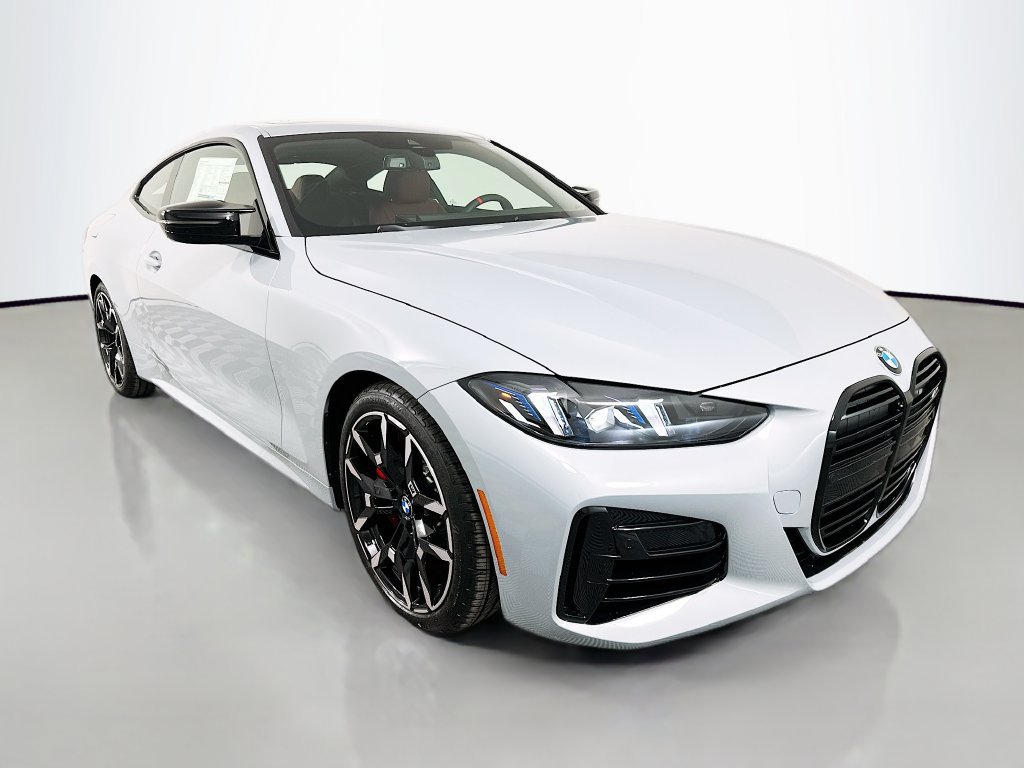 Used 2026 BMW M440i Coupe w/ Premium Package RWD image 3