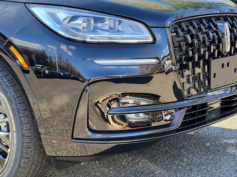 New 2026 Lincoln Corsair Reserve image 2