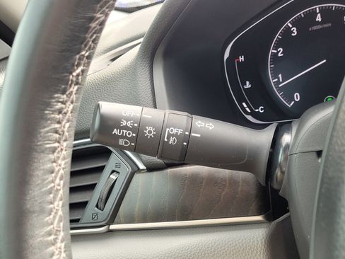 Certified 2018 Honda Accord EX-L image 22