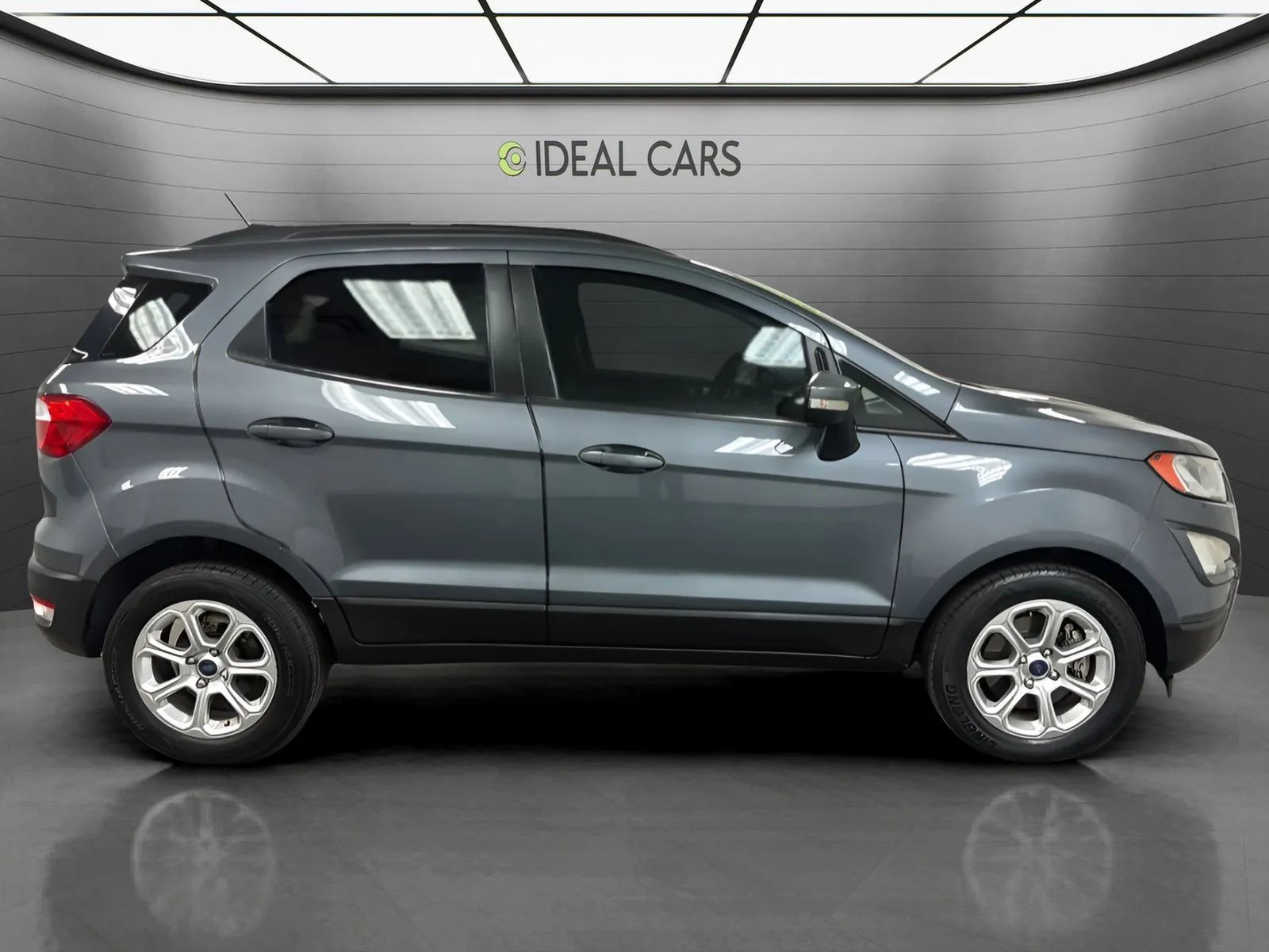 Used 2018 Ford EcoSport SE FWD image 4