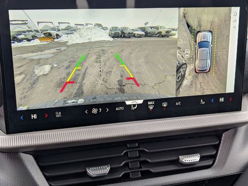 New 2026 Ford Explorer ST-Line w/ ST-Line Street Pack image 3