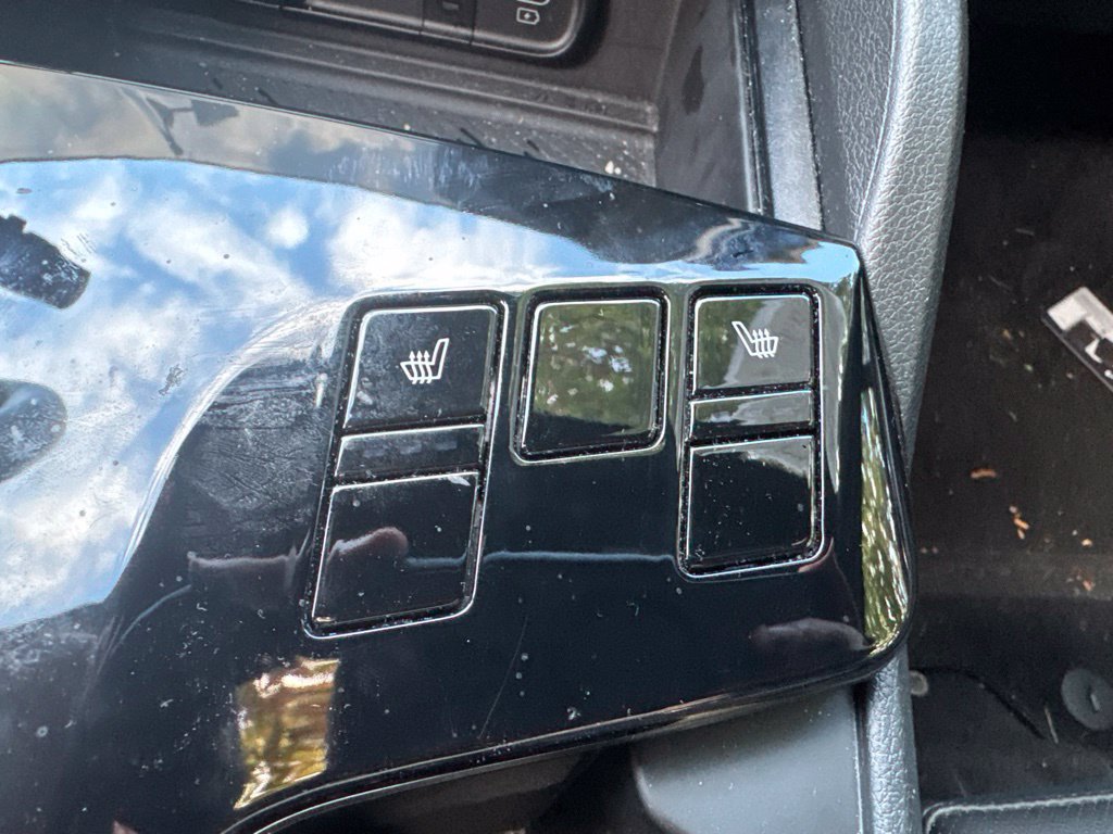 Used 2025 Kia Sportage X-Line AWD/4WD image 16