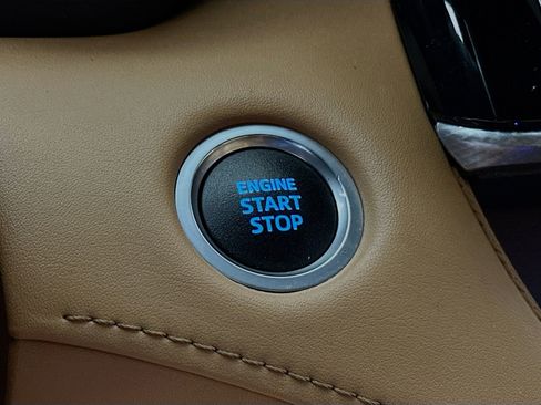 Used 2021 Toyota Highlander Platinum FWD image 19