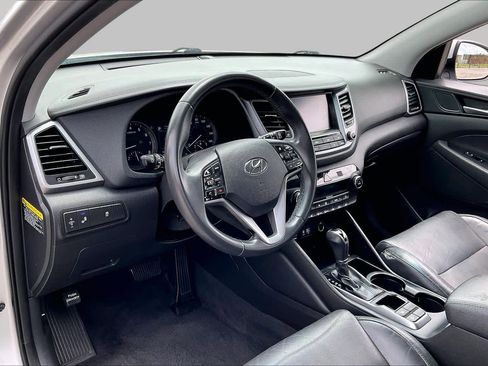 Used 2018 Hyundai Tucson SEL Plus FWD image 17