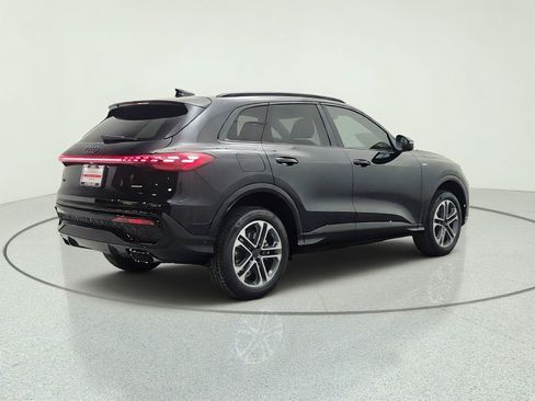 New 2026 Audi Q5 2.0T AWD/4WD image 5