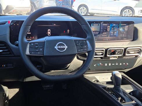 Used 2026 Nissan Sentra SV w/ SV Convenience Package FWD image 16