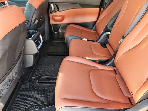 New 2026 Kia Carnival EX image 19