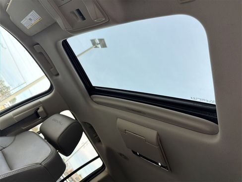 Used 2020 GMC Yukon XL Denali w/ Denali Ultimate Package image 38