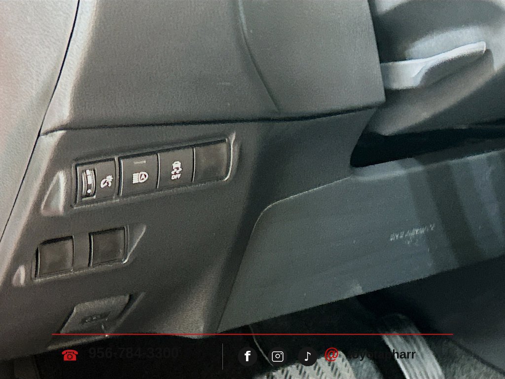 New 2026 Toyota Corolla Cross LE FWD image 11