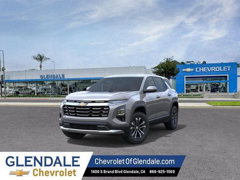 New 2026 Chevrolet Equinox LT w/ Safety and Technology Package FWD image 8