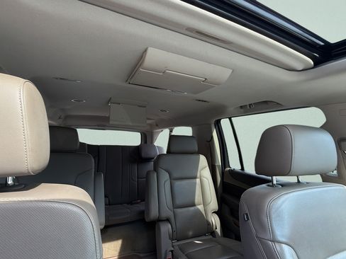 Used 2016 Chevrolet Suburban LTZ AWD/4WD image 35