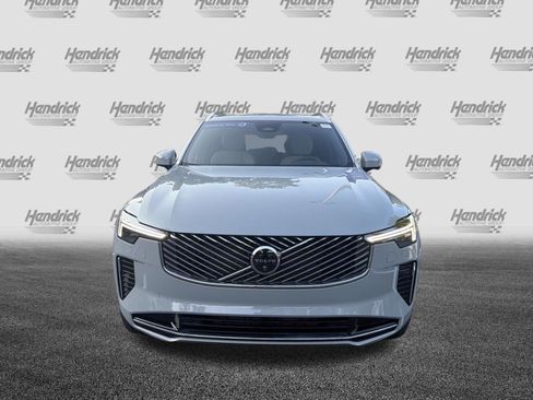 Certified 2026 Volvo XC90 B6 Plus AWD/4WD image 3