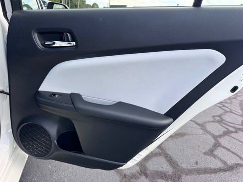 Used 2016 Toyota Prius Three w/ Advanced Technology Package FWD image 23