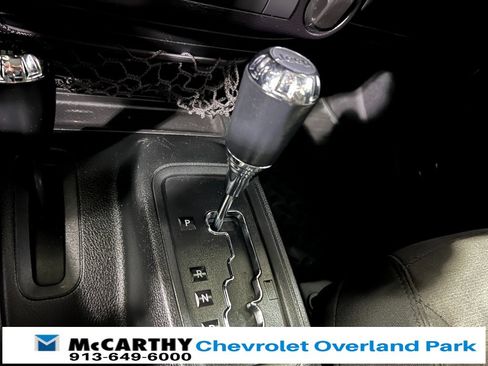 Used 2017 Jeep Wrangler Unlimited Sport w/ Connectivity Group image 17