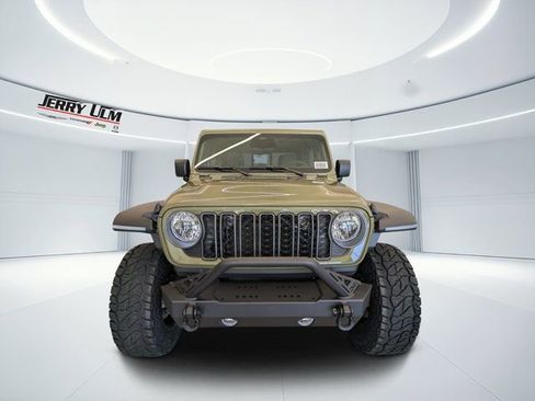 New 2026 Jeep Gladiator Sport AWD/4WD image 7