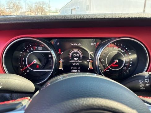 Used 2022 Jeep Wrangler Unlimited Rubicon w/ Cold Weather Group image 39