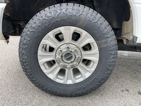 Used 2021 Ford F350 XLT AWD/4WD image 35