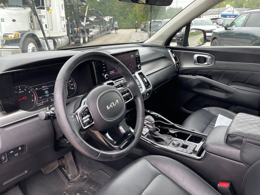 Used 2022 Kia Sorento SX AWD/4WD image 6