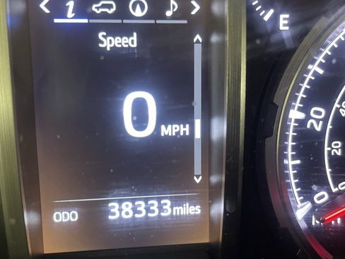 Used 2022 Toyota 4Runner TRD Off-Road Premium image 10