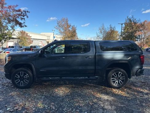 Used 2021 GMC Sierra 1500 AT4 image 2