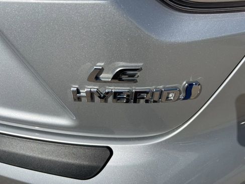 Used 2023 Toyota Corolla LE image 32