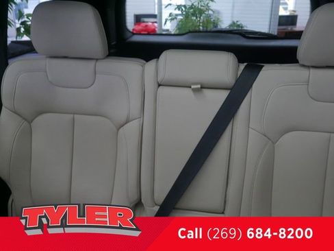 New 2026 Jeep Grand Cherokee Limited w/ Limited Altitude Package AWD/4WD image 36