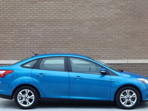 Used 2014 Ford Focus SE FWD image 3