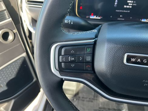 Used 2022 Jeep Wagoneer Series I image 34