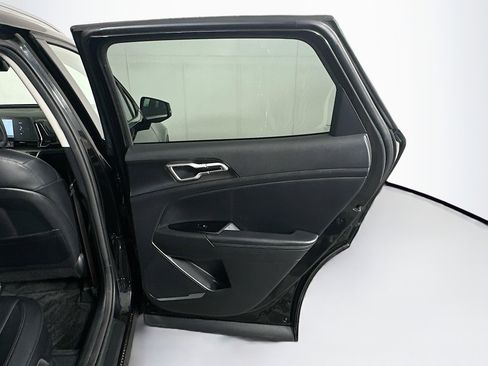 Used 2023 Kia Sportage EX image 28
