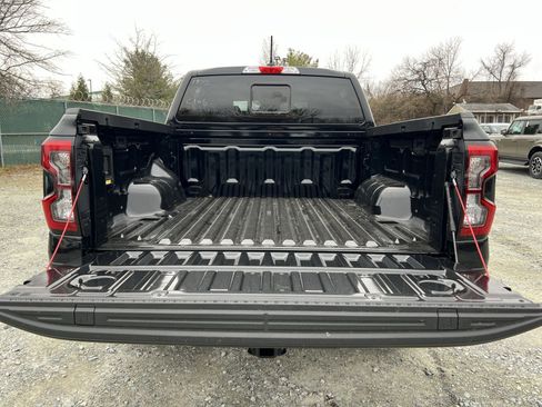 New 2025 Ford Ranger Lariat w/ FX4 Off-Road Package image 25