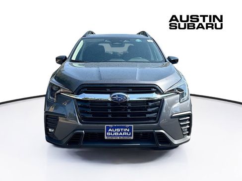 New 2025 Subaru Ascent Limited image 3