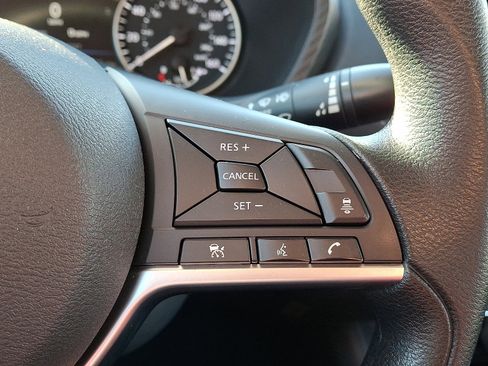 Used 2024 Nissan Sentra SV image 19